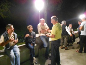 nous prenons le café sur la terrasse