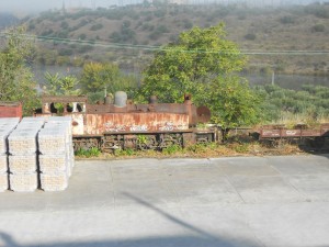 une vielle loco abandonnée en gare de Pocinho