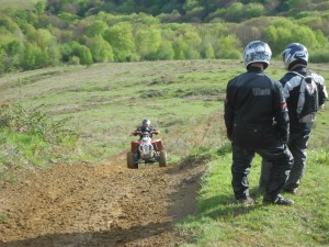 denis et son nouveau scrambler