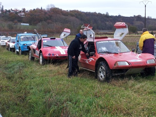 le début des baptèmes en buggy commencent sur un terrain très humide