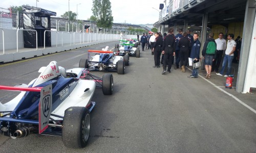 les voitures de l'auto sport academy